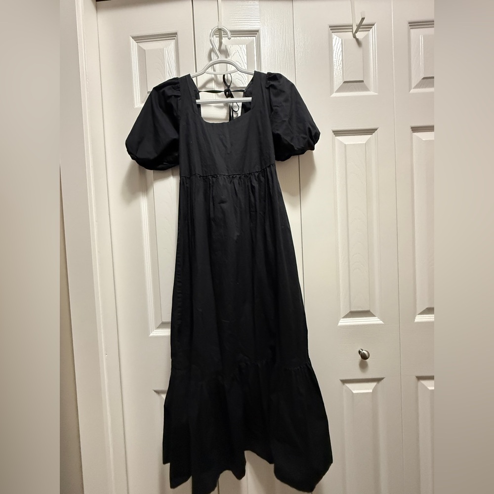 OAK + FORT Black Puff Sleeve Top